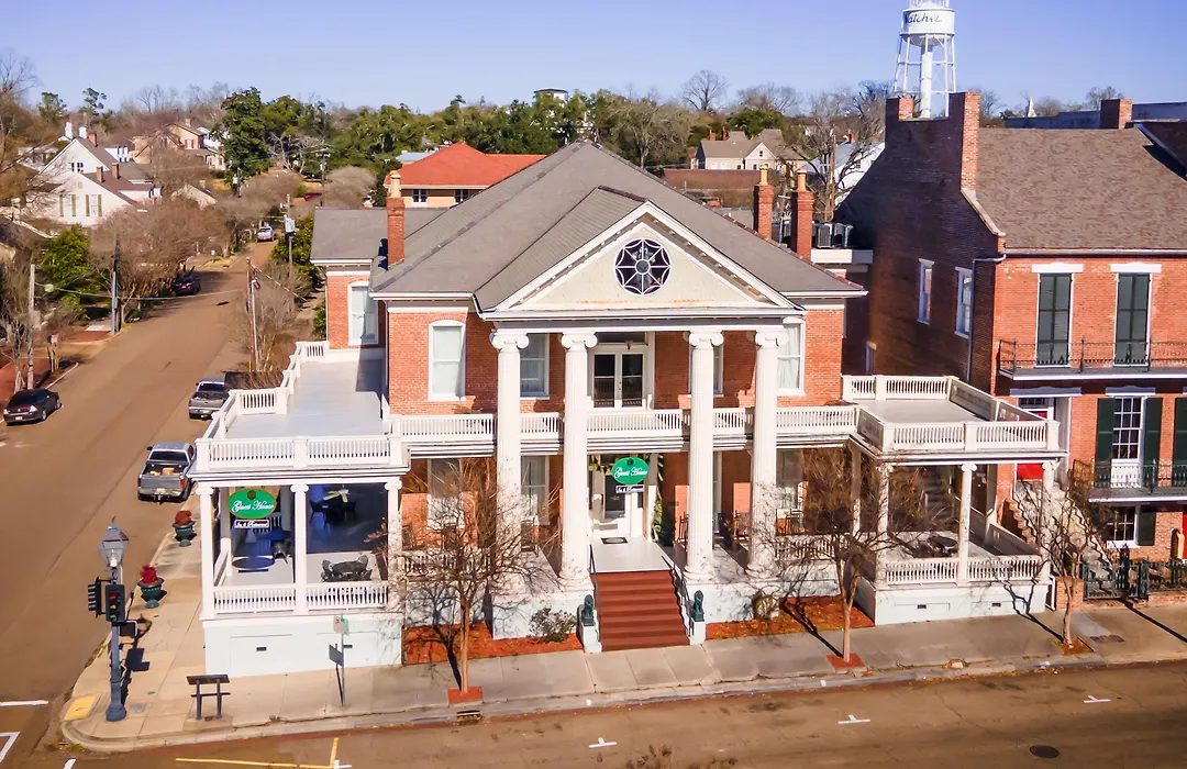 The Guest House Historic Mansion-1