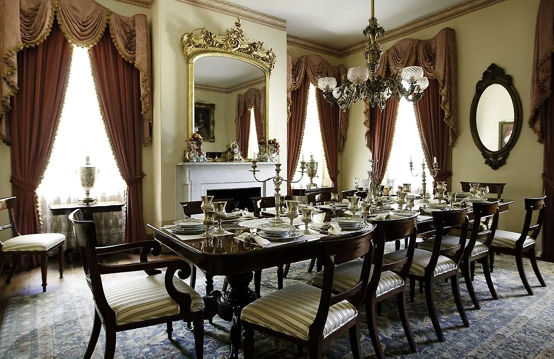 Monmouth Historic Inn-1
