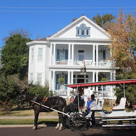 Bisland House Bed And Breakfast-3